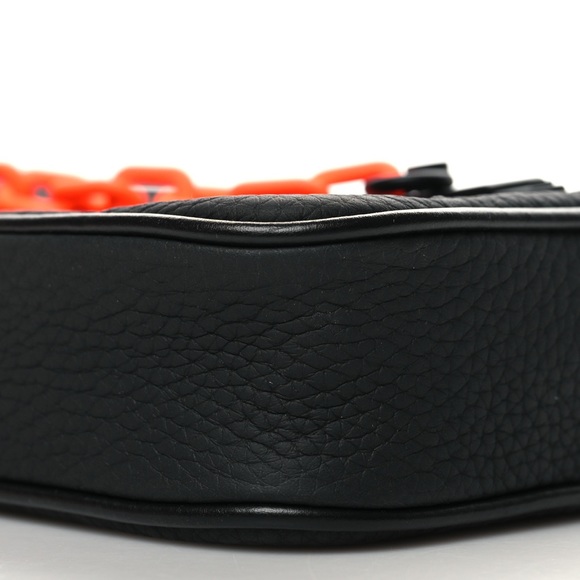 AUTHENTIC Louis Vuitton Taurillon Monogram Uniformes Solar Ray Soft Pochette - Picture 10 of 11